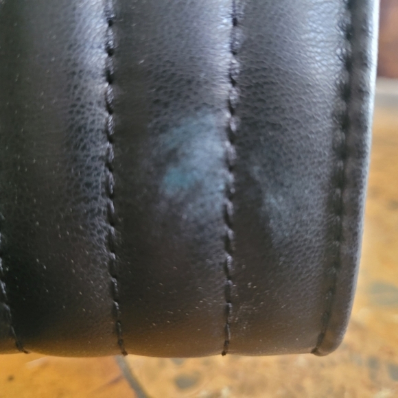 Badgley Mischka Black Quilted Women's Crossbody Bag - Picture 8 of 10